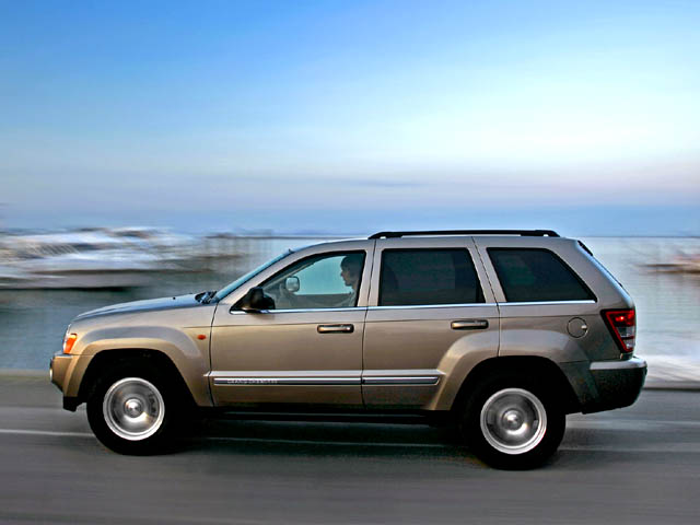 Grand Cherokee 3.0 V6 CRD Laredo - E3
