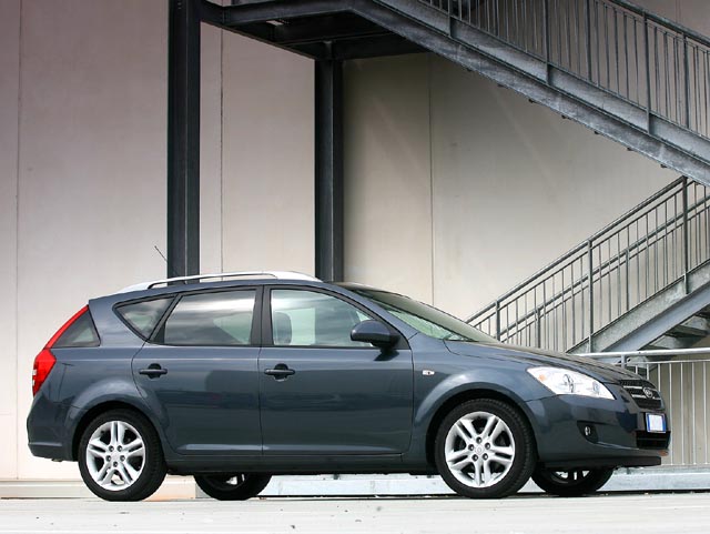 cee'd Sp. Wag. 2.0 CRDi VGT 140CV TX - E2