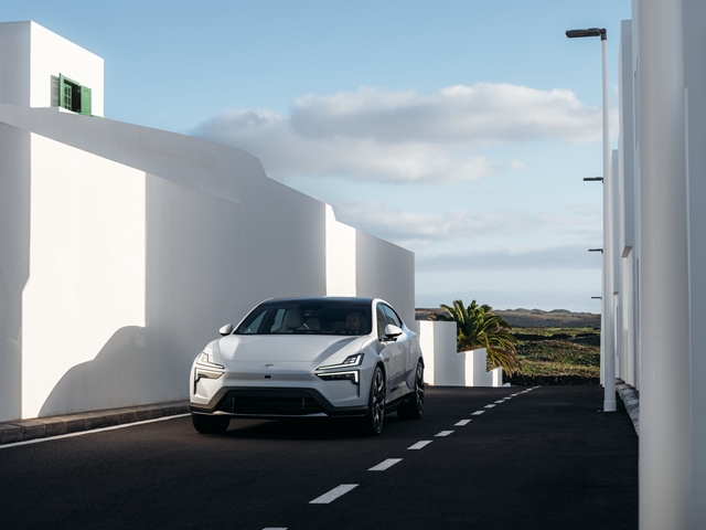 Polestar 4