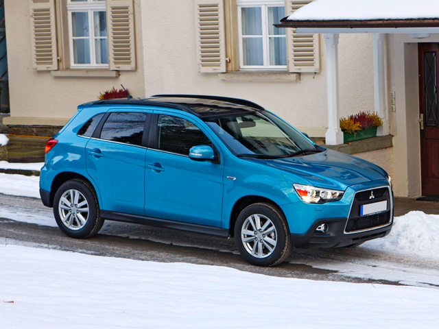 ASX 1.8 DI-D 150 CV 4WD Intense ClearTec Panoramic - 3/4 anteriore