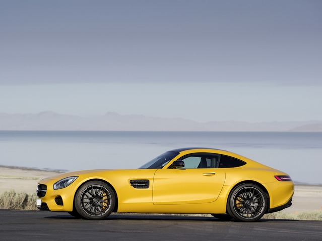 GT AMG C - lateral