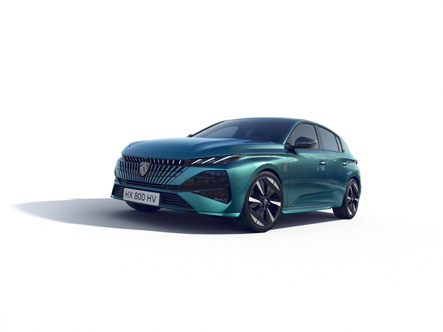 e-308 motore elettrico (58,3kWh) 156 CV GT - E2