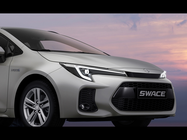 Swace 1.8 Hybrid E-CVT 2WD Top - E2