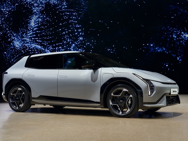 EV4 81.4 kWh GT-line Launch Edition - E2