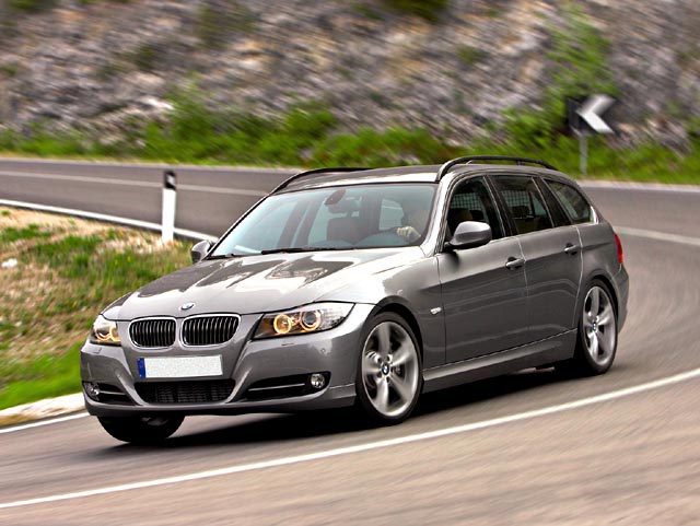 320d cat xDrive Touring Attiva - 3/4 anteriore