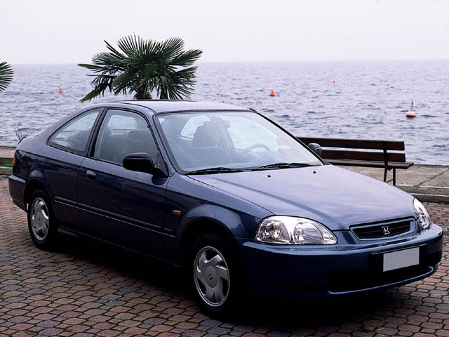 Civic Coupé 1.6i 16V cat LS - 3/4 anteriore