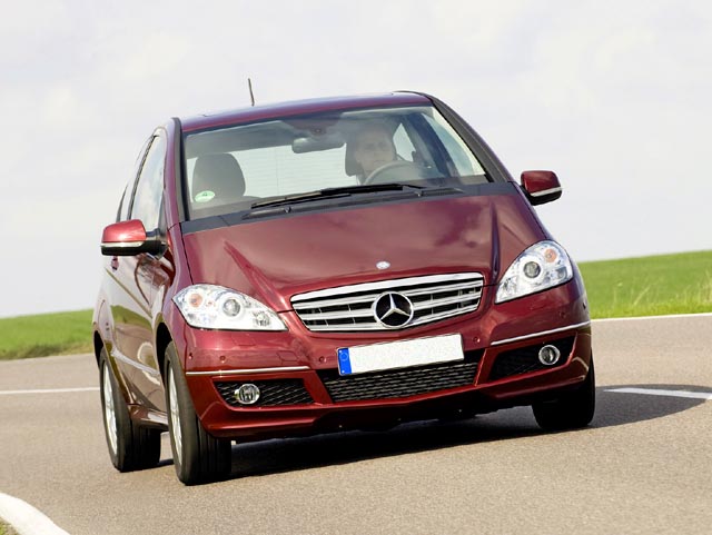A 150 Coupé Elegance - 3/4 anteriore