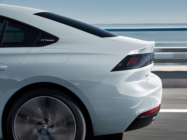 508 Plug-in Hybrid 225 e-EAT8 GT Pack - E3