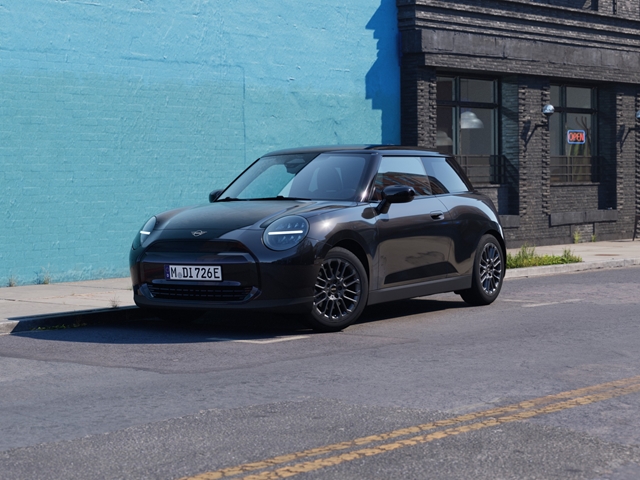Mini Cooper C Blackyard - E2