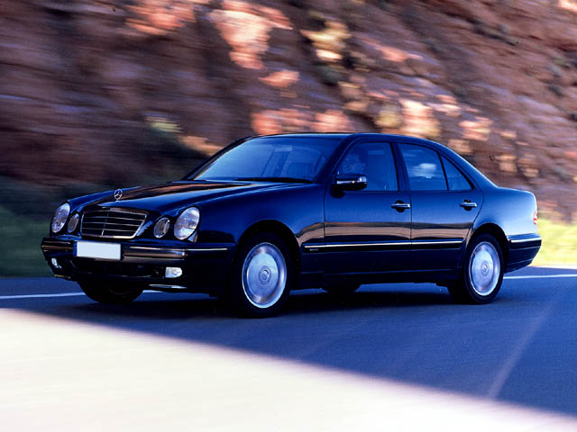 E 270 CDI cat Elegance - 3/4 anteriore