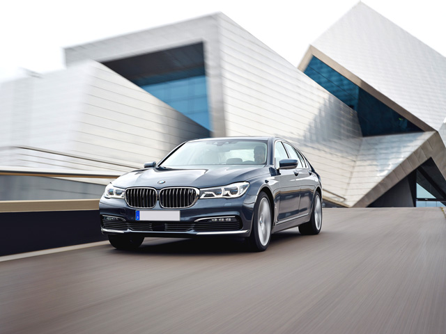 730d xDrive Luxury - 3/4 anteriore