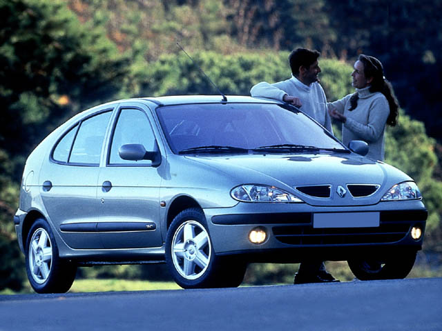 Mégane 1.9 dTi cat RXE - 3/4 delantero
