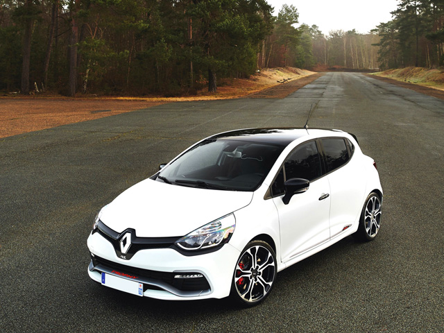 Clio TCe 220CV EDC 5 porte Energy R.S. Trophy - 3/4 anteriore