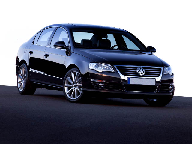 Passat 2.0 16V TDI Comfortline - 3/4 anteriore