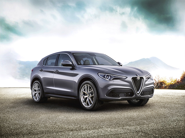 Stelvio 2.2 Turbodiesel 180 CV AT8 RWD Executive - 3/4 anteriore