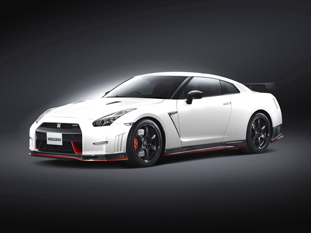 GT-R 3.8 V6 Nismo - E2