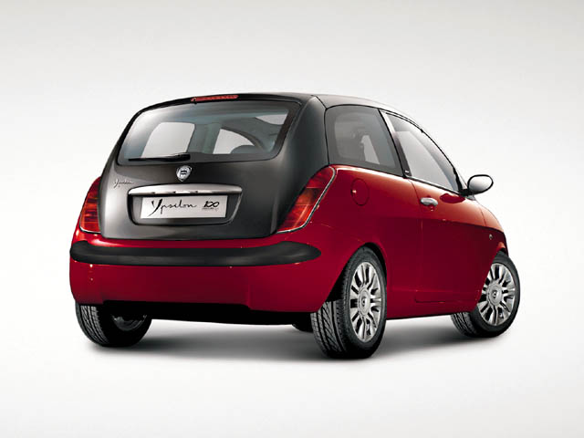 Ypsilon 1.2 16V Argento 100 - 3/4 posteriore