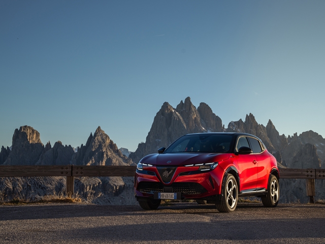 Junior 156 CV BEV Milano Cortina 2026 - E2