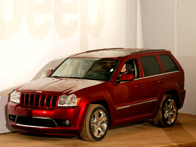 Grand Cherokee 6.1 V8 HEMI SRT-8 - E2