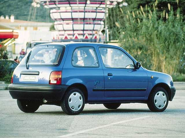 Micra 1.0i 16V cat 3 porte Jive - E4