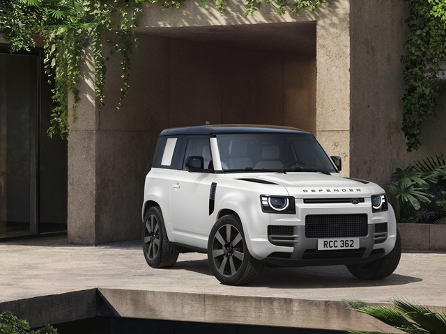 Defender 90 3.0 l6 380 CV Vertex - E2