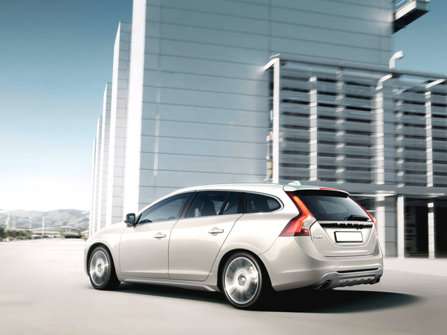 V60 2.0 T R-design - 3/4 trasero