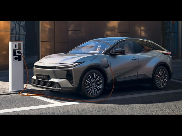 C-HR+ 77 kWh AWD-i Premium - E2