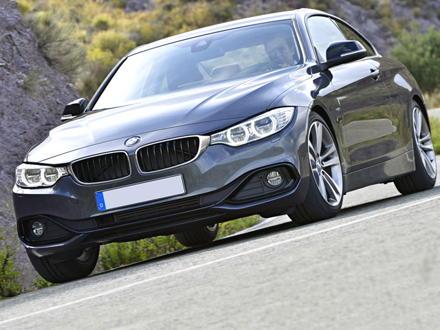 420d xDrive Coupé Modern - 3/4 anteriore