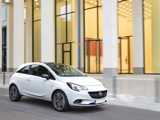 Corsa 1.4 90CV Coupé Advance - 3/4 anteriore