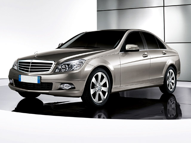 C 220 CDI Avantgarde AMG FIRST - 3/4 anteriore