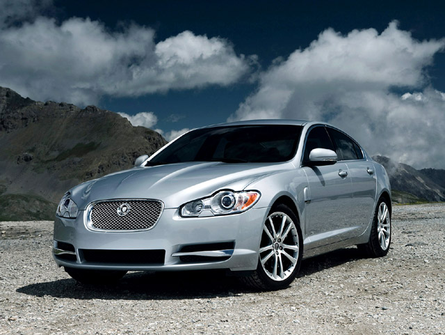 XF 3.0 D V6 Premium Luxury - E2