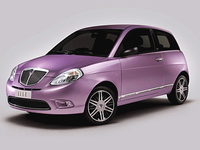 Ypsilon 1.2 Elle - 3/4 anteriore