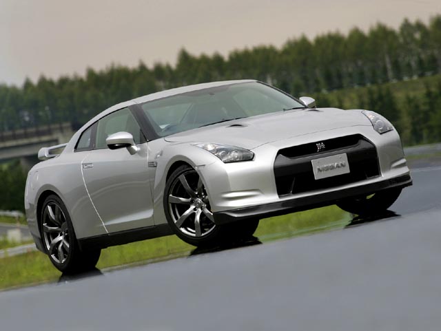 GT-R 3.8 V6 Limited - E2