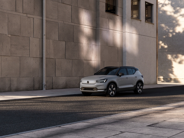 EX40 P8 Electric AWD Ultra - E2
