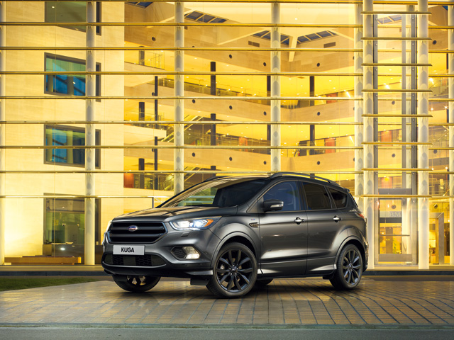 Kuga 2.0 TDCI 150 CV S&S 4WD Titanium - 3/4 anteriore