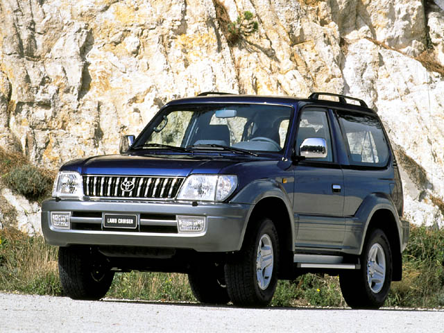 Land Cruiser 3.0 turbodiesel 3 porte KZJ90 STD - 3/4 anteriore